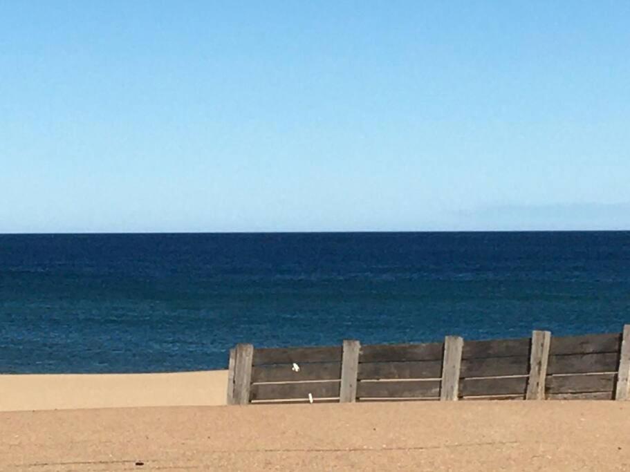 Comfortable three bedroom home close to the beach photo 1