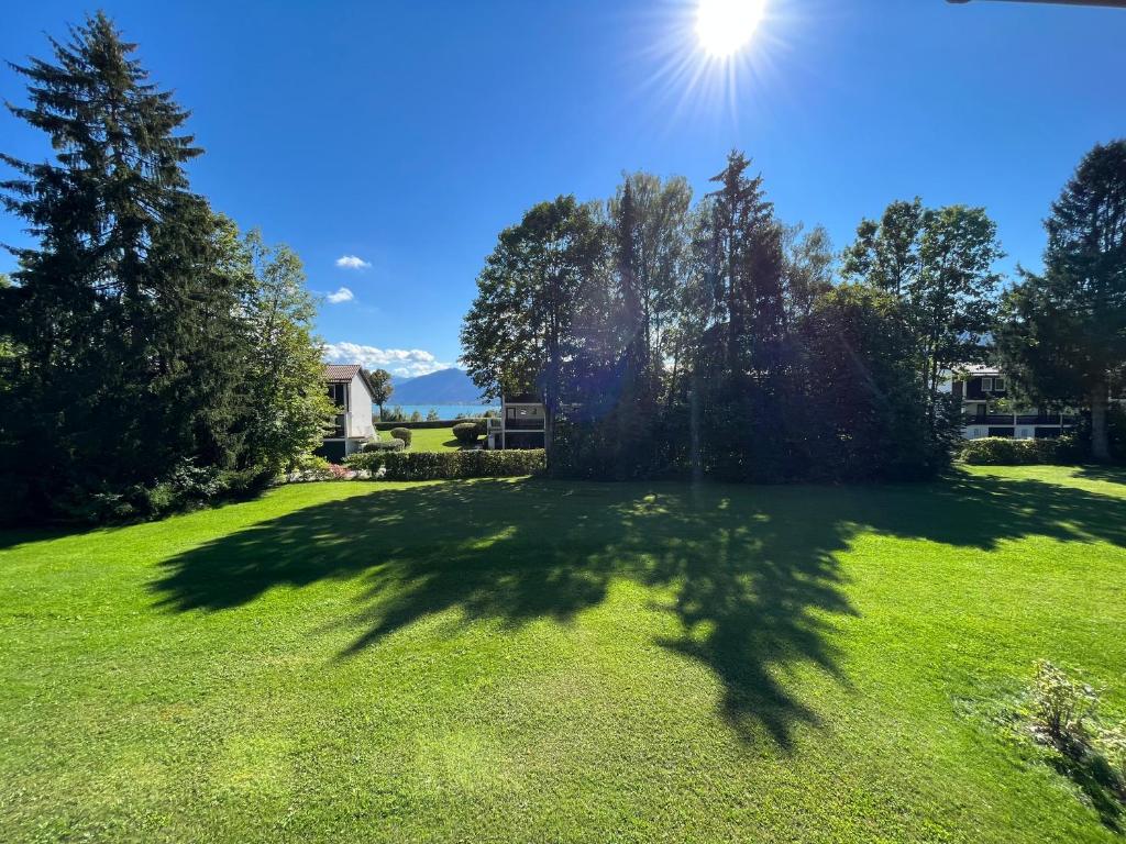 Apartment Kaltenbrunn Serviced Apt mit Seeblick am Tegernsee Business & Long Stay only photo 1