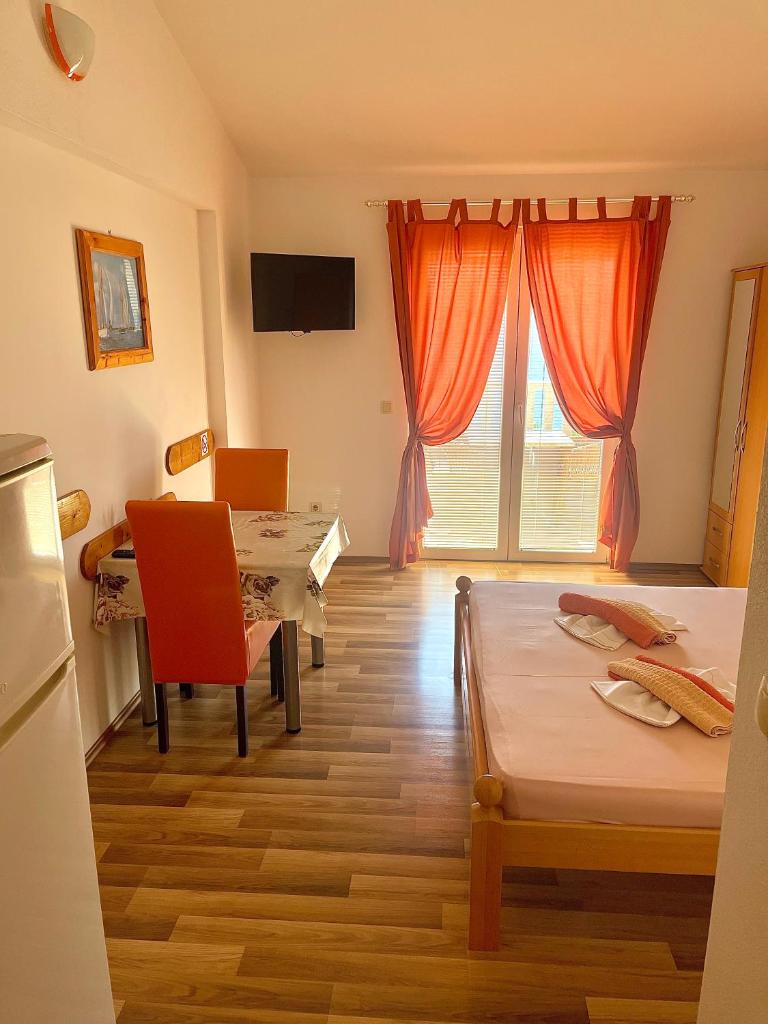 Apartments Anita and Zoran photo 3