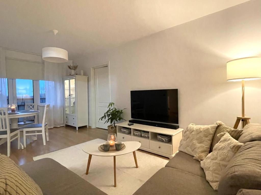 Keskuse apartment with a balcony photo 4