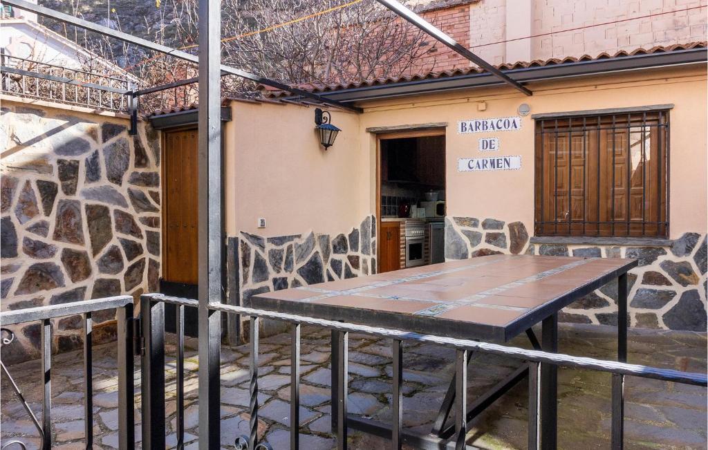 Amazing Home In Montalbn With Wifi And 2 Bedrooms photo 1
