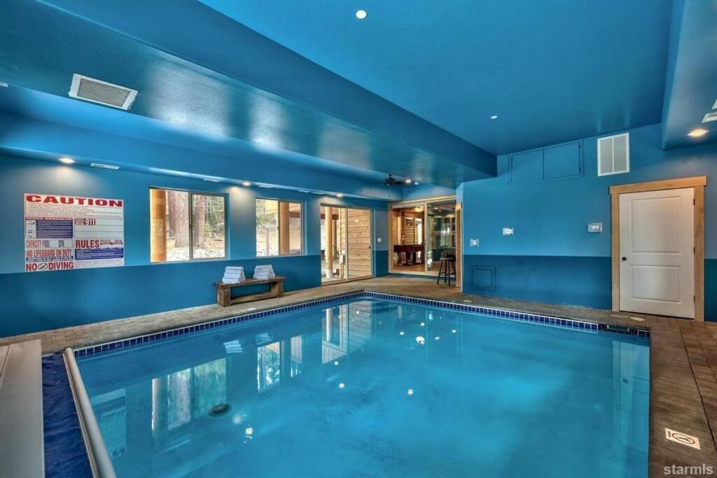 Skier's Dream! Mansion Right Next to Heavenly photo 2