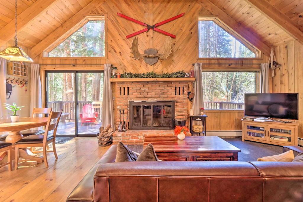 Alma Cloud 9 Cabin with Fireplace and Wooded Views! photo 1