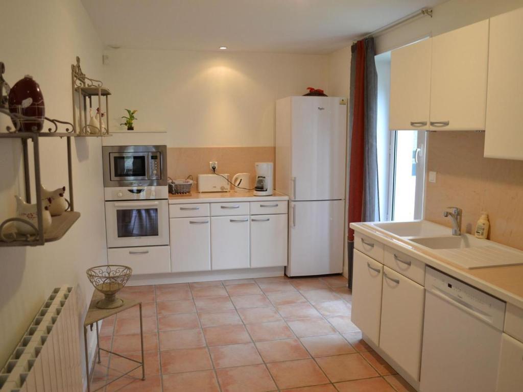 Gîte Saint-Cybardeaux, 3 pièces, 4 personnes - FR-1-653-18 photo 2