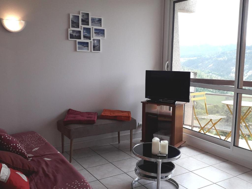 Appartement Villard-de-Lans, 3 pièces, 8 personnes - FR-1-689-53 photo 1