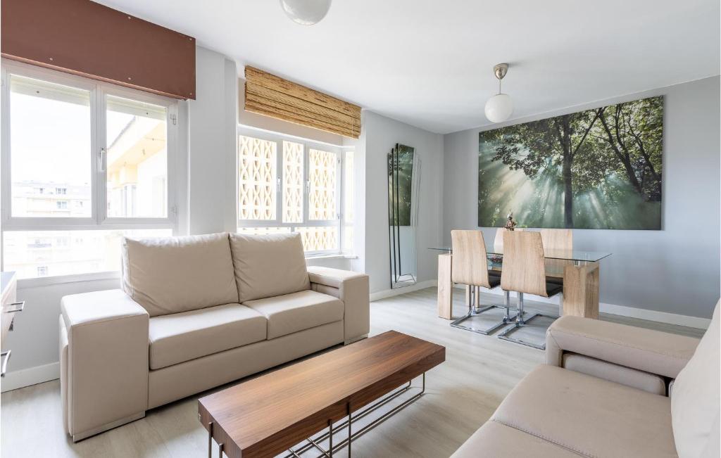 Nice Apartment In Viveiro With 3 Bedrooms