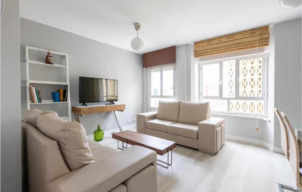 Nice Apartment In Viveiro With 3 Bedrooms photo 2