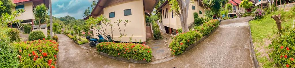 Tanouy Garden photo 3
