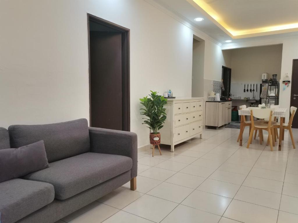 Yuslina Homestay photo 4