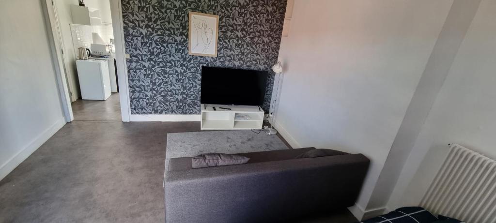 Guibert 19 F2 bis 2 chbres 6 personnes max wifi sweet home photo 3