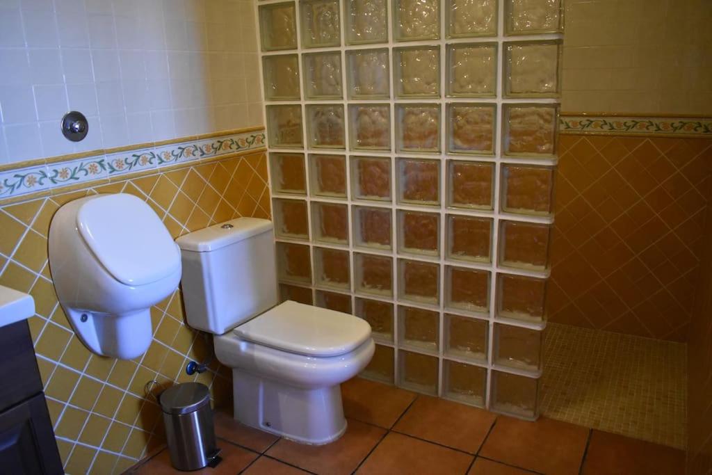 Vivienda con piscina, gimnasio y cocina campera photo 1