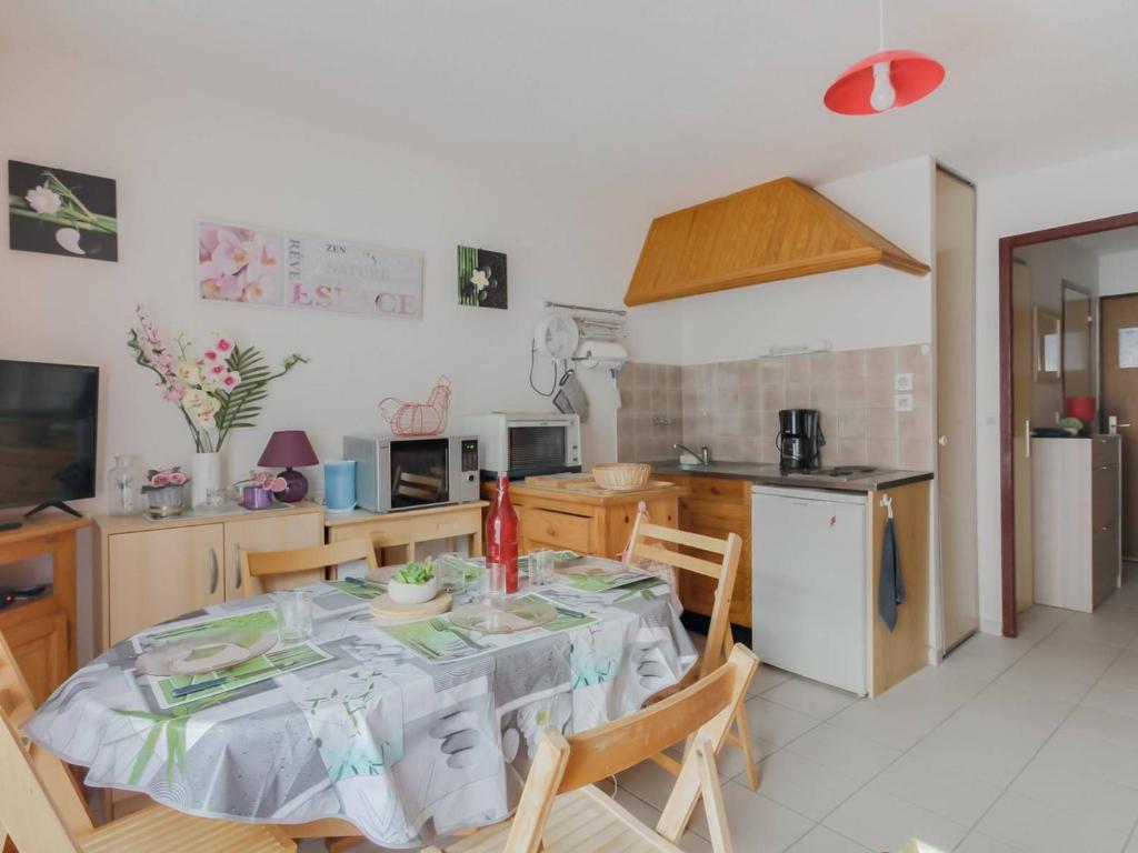 Studio Esquièze-Sère, 1 pièce, 4 personnes - FR-1-402-81 photo 3