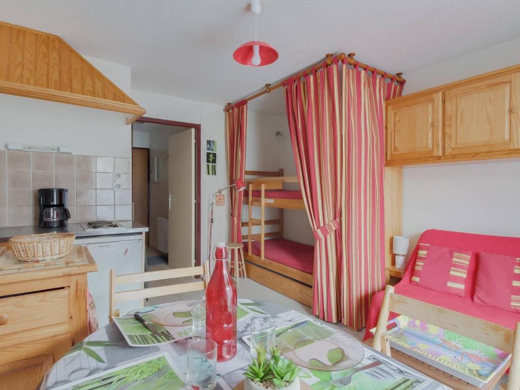 Studio Esquièze-Sère, 1 pièce, 4 personnes - FR-1-402-81 photo 4