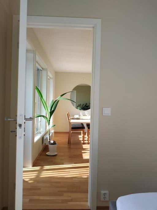 Spacious Fornebu apartment near the sea photo 3