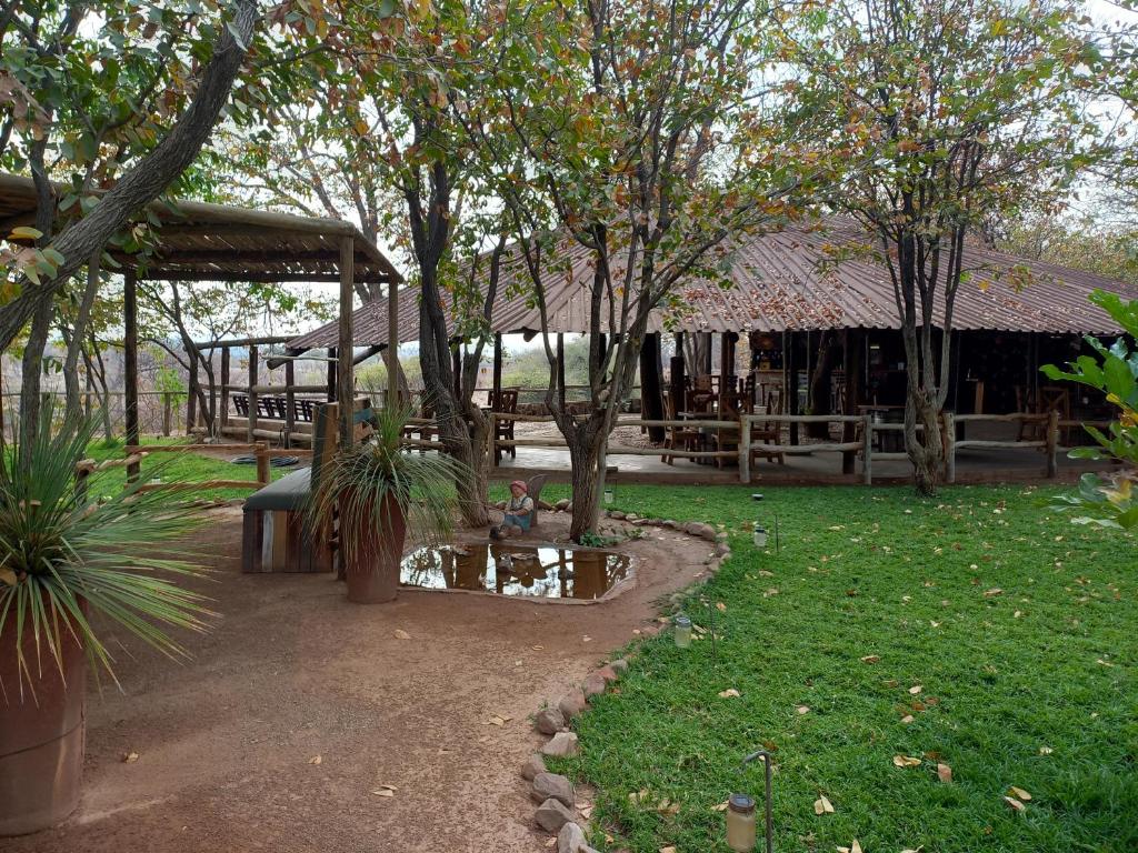 Kaoko Mopane Lodge & Campsite photo 4