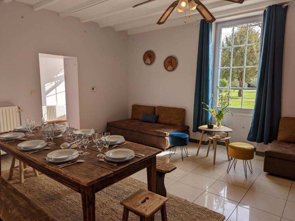 Gîte Chadurie, 4 pièces, 8 personnes - FR-1-653-129 photo 2