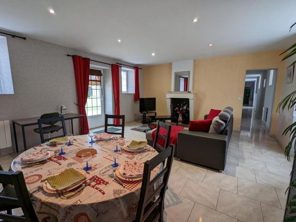 Gîte Cherves-Richemont, 4 pièces, 6 personnes - FR-1-653-167 photo 1
