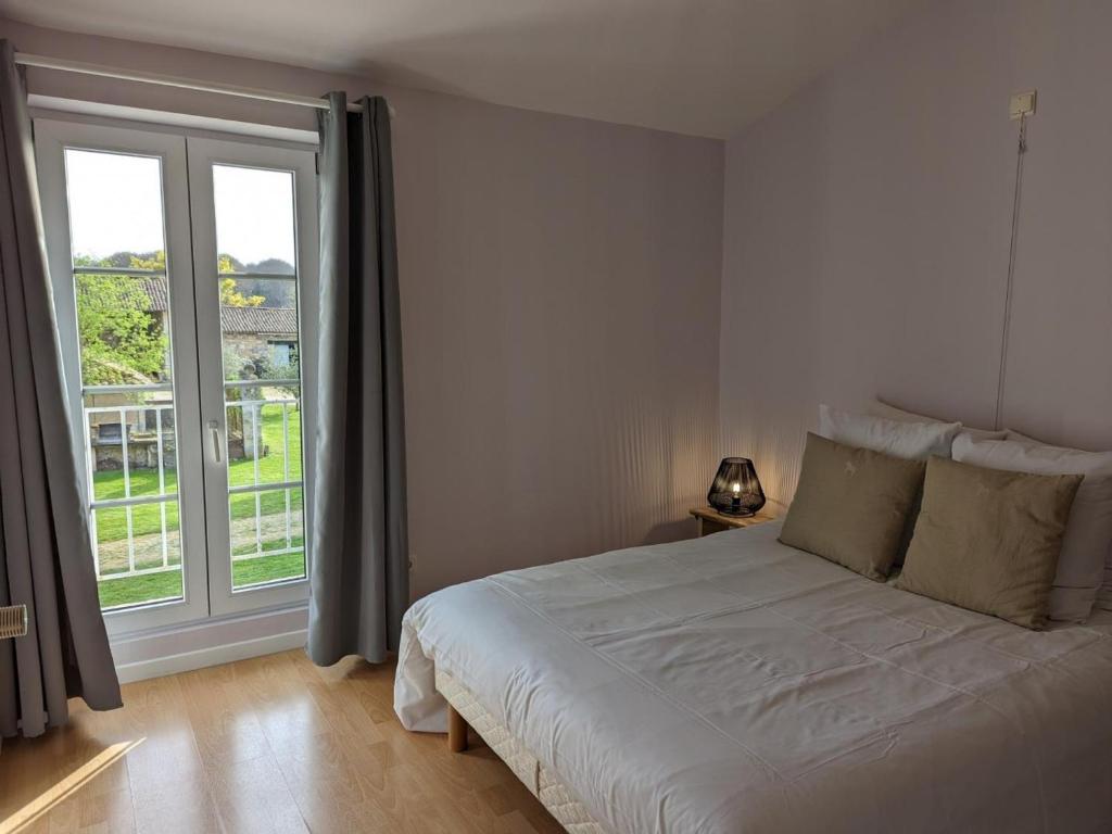 Gîte Chadurie, 3 pièces, 5 personnes - FR-1-653-172 photo 2