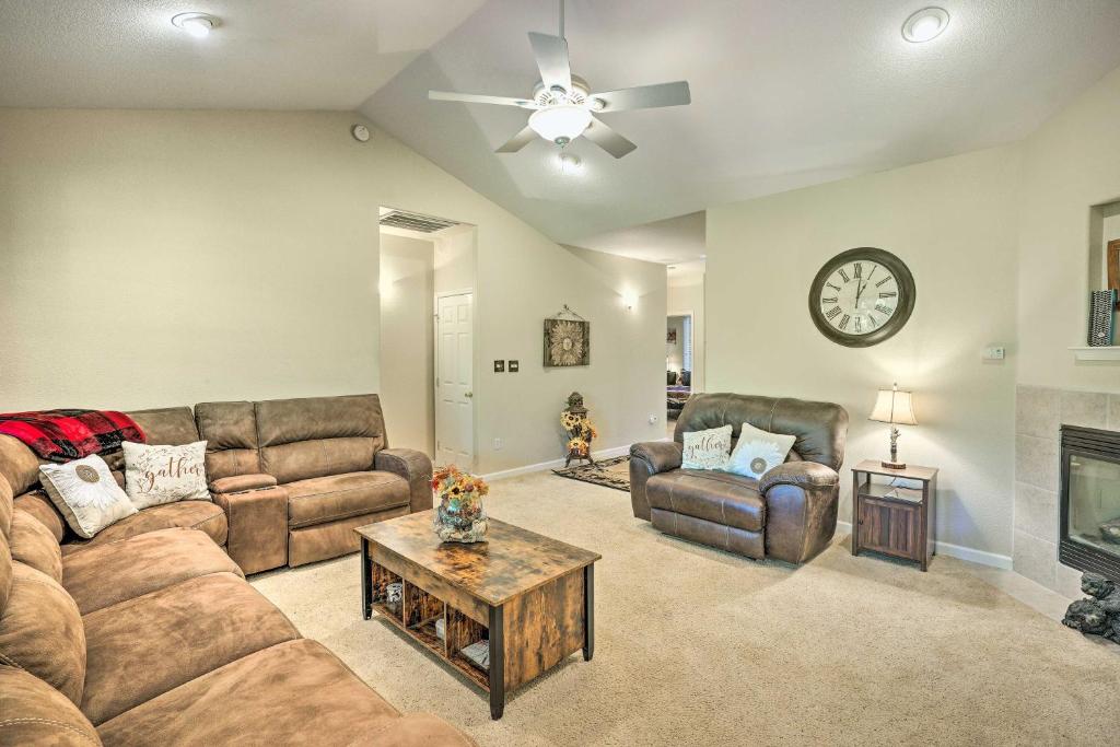 Spacious Sonora Home with 2 Balconies and Games! photo 4