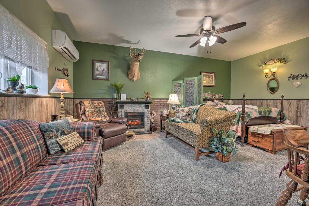 Cozy Goshen Farm Studio Ideal for Extended Stays! photo 2