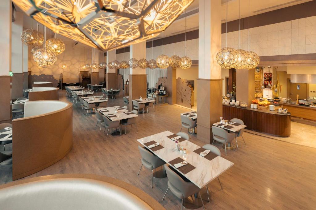 Radisson Blu Hotel, Buraidah photo 4