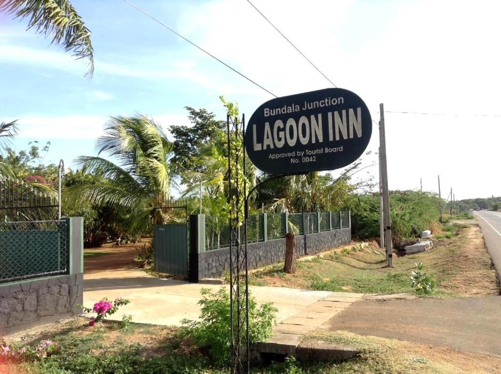 Lagoon Inn photo 2
