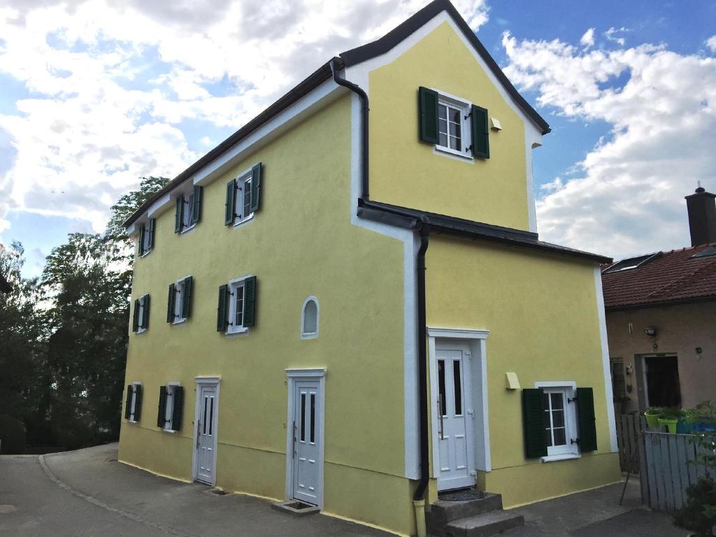 Haus am Eck - Gästehaus und Appartements photo 4