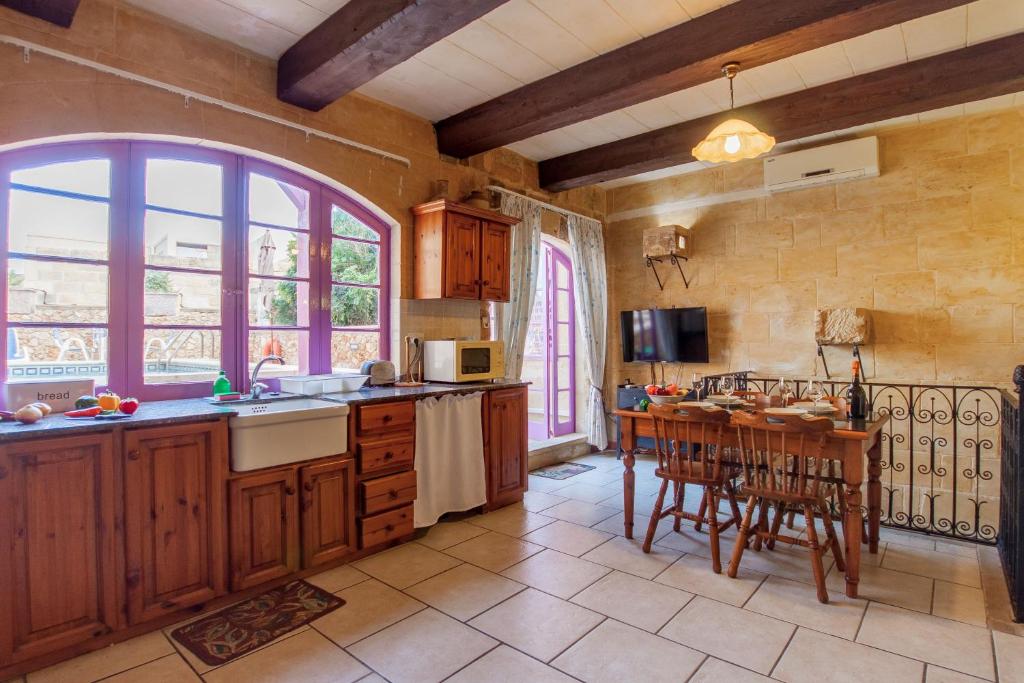 Gozitan Farmhouse with Pool - PP 1 photo 3
