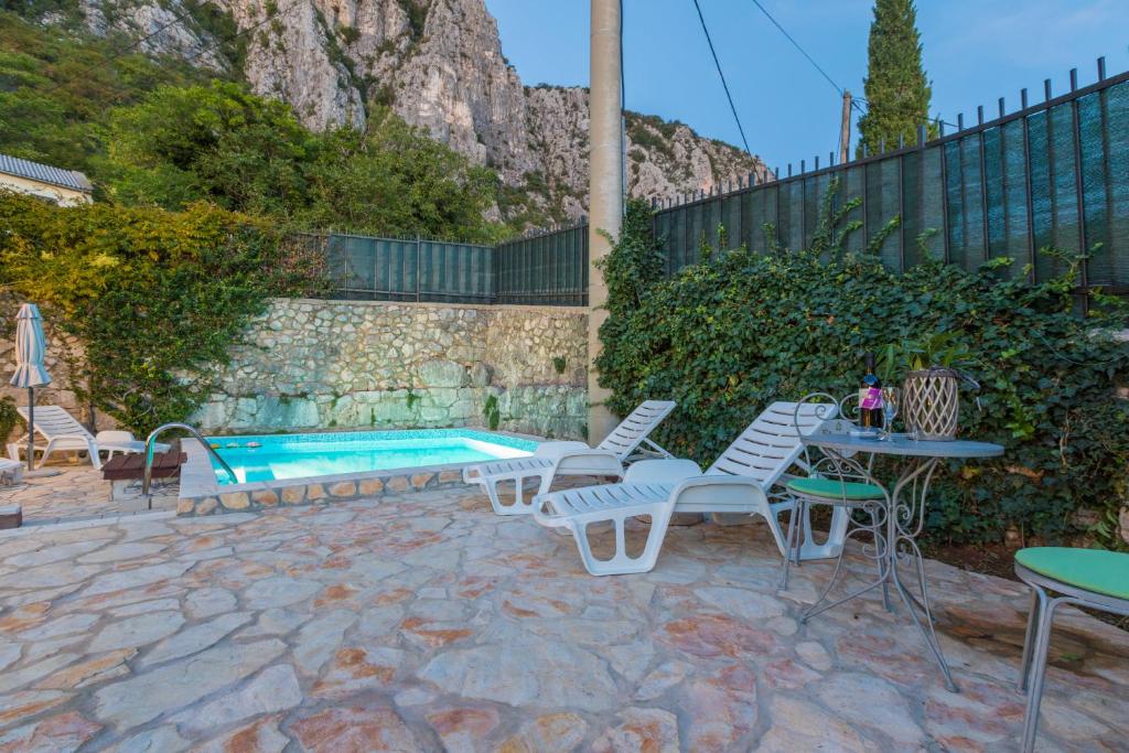 VILLA BARETIC photo 3