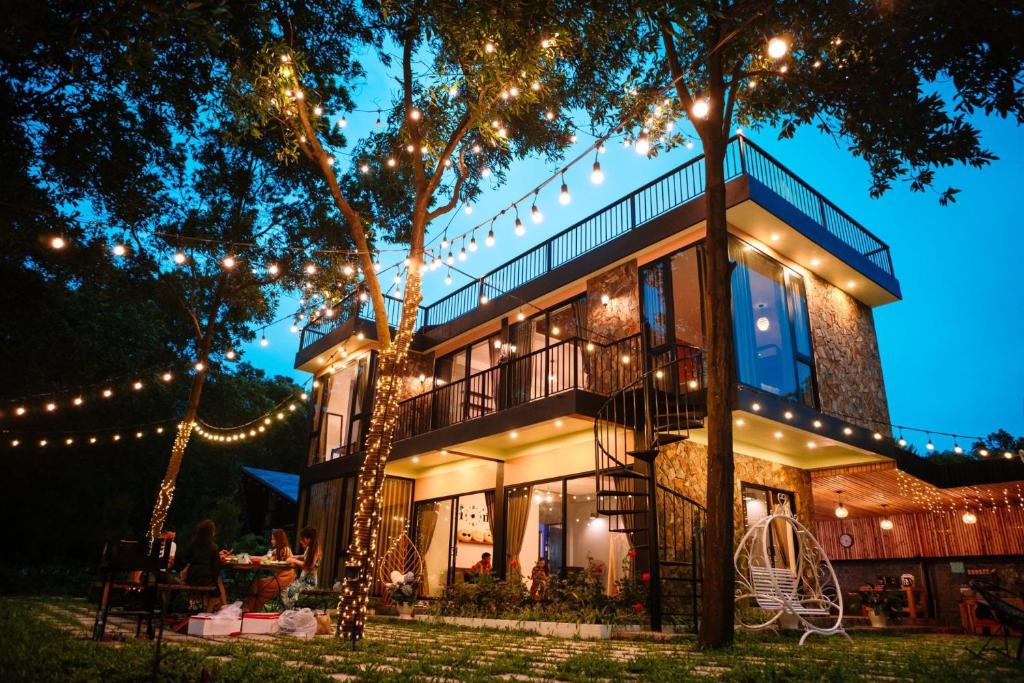 Moon Villa Soc Son - Venue Travel