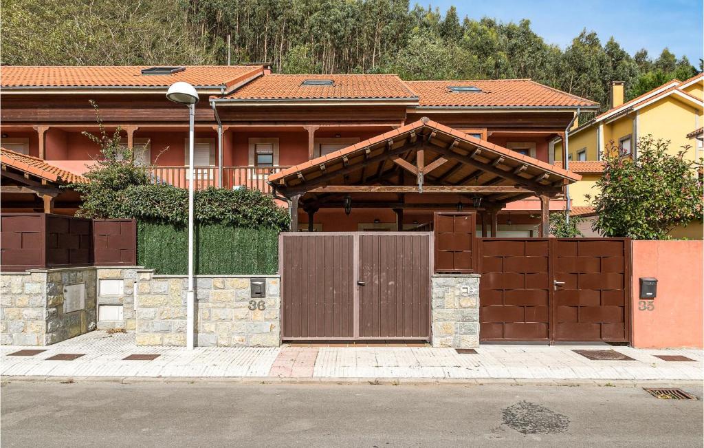 Amazing Home In Ribadesella With Wifi And 4 Bedrooms photo 3