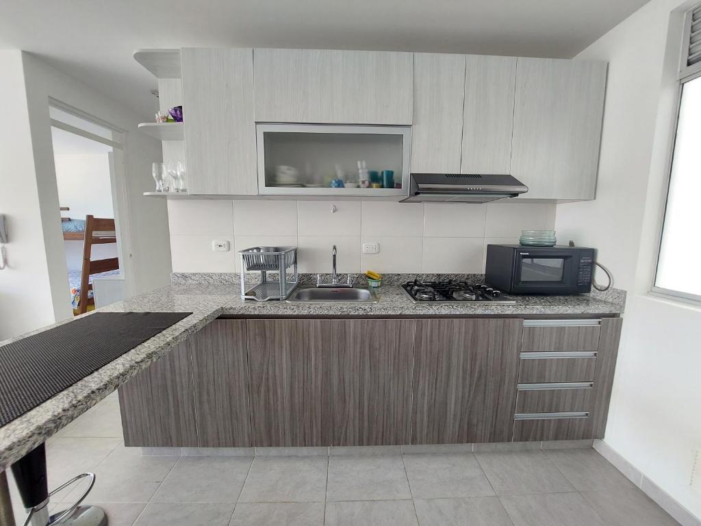 Apartamento Aqualina Orange Quinto Piso Vista a Montañas photo 4