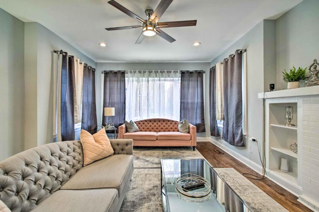 Charming Chicago Apartment Less Than 9 Mi to Dtwn! photo 4