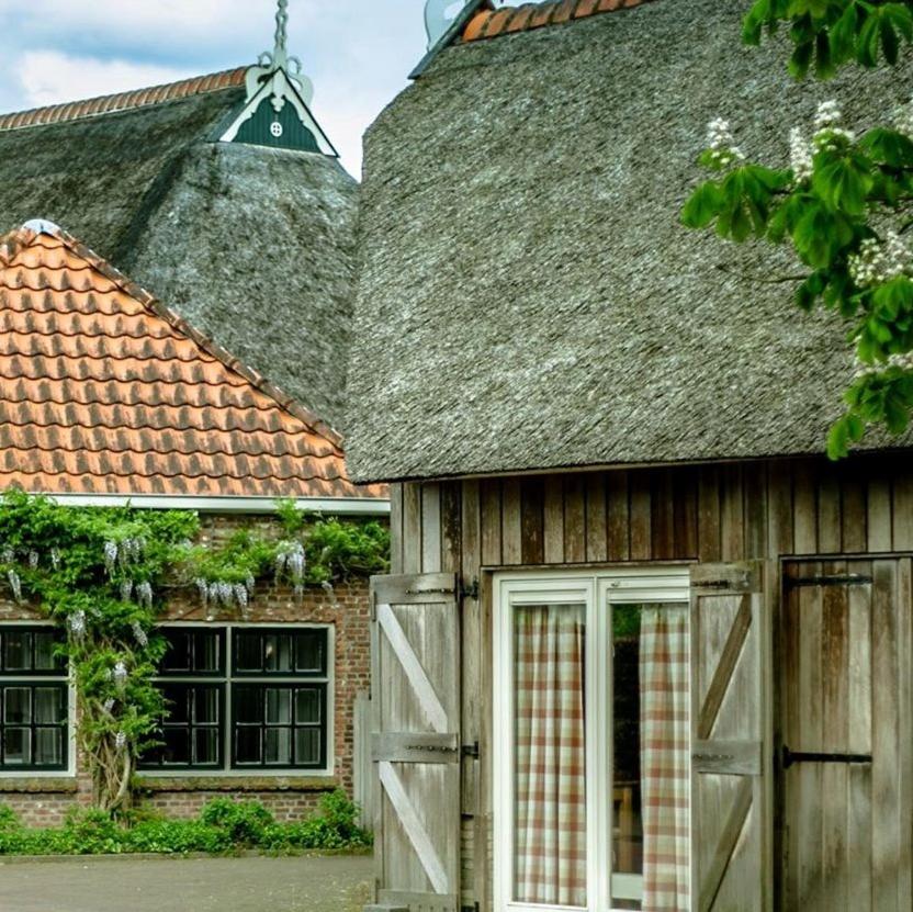 Teades Plak bij De Herberg van Smallingerland photo 1