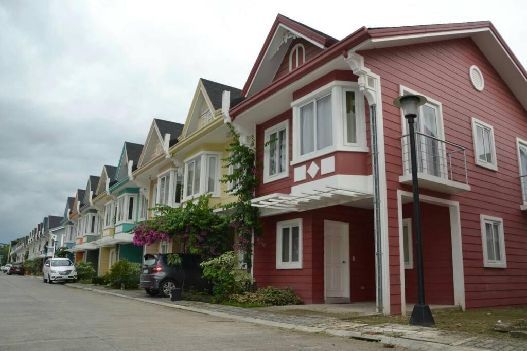 Pontefino Prime Townhouse 4BR with Wifi & Pool photo 2