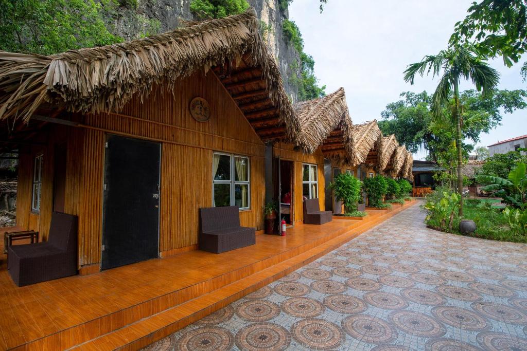 Tam Coc Bungalow