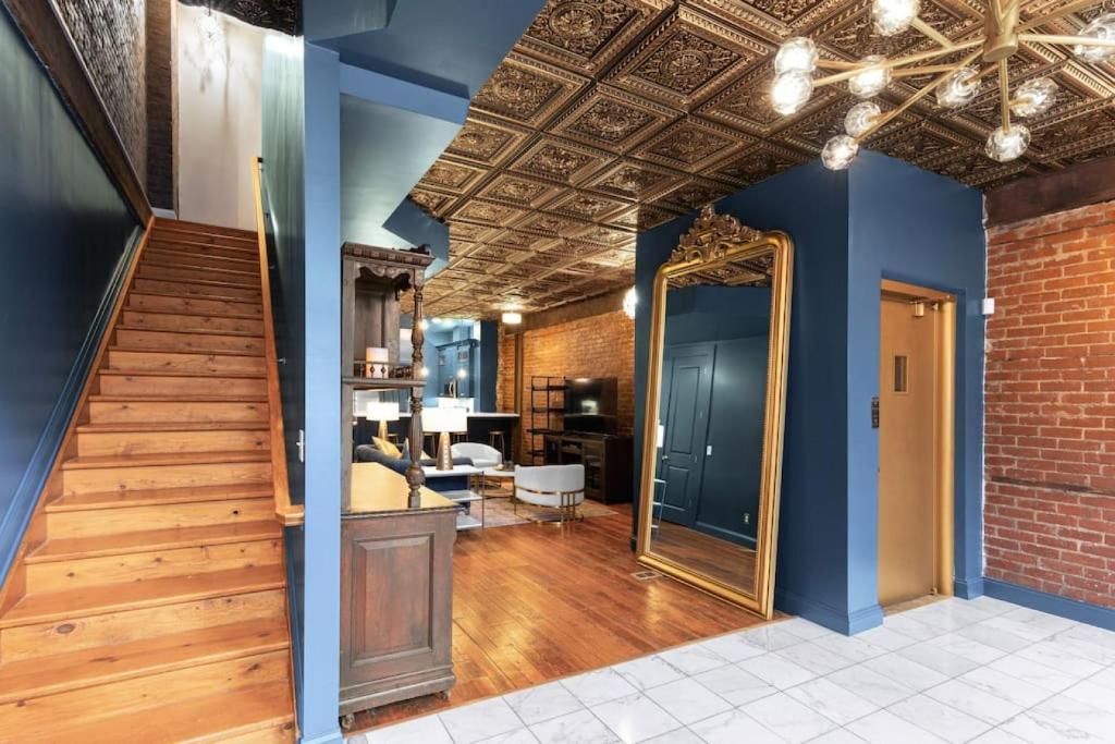 Art Deco Mansion with Roof Deck OTR Bank Building photo 4