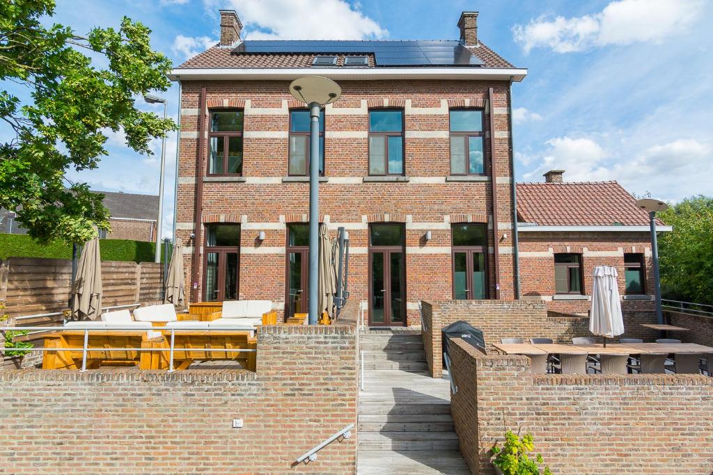 Het Dorpshuys - vakantiewoning tot 12 personen photo 1