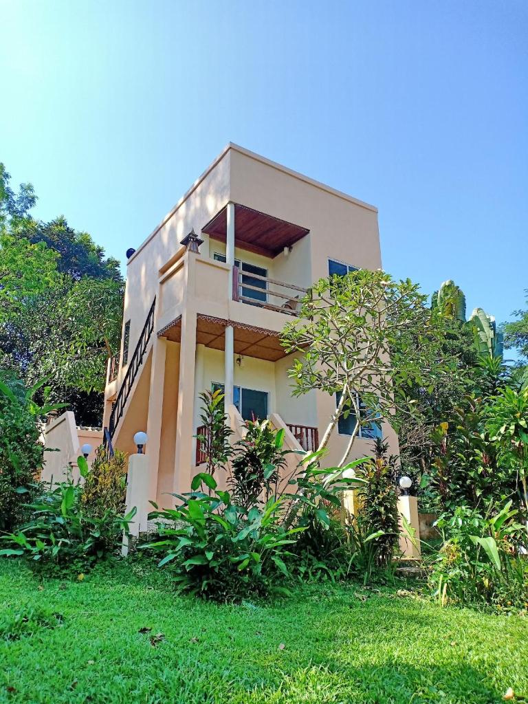 Aerie Lodge photo 2