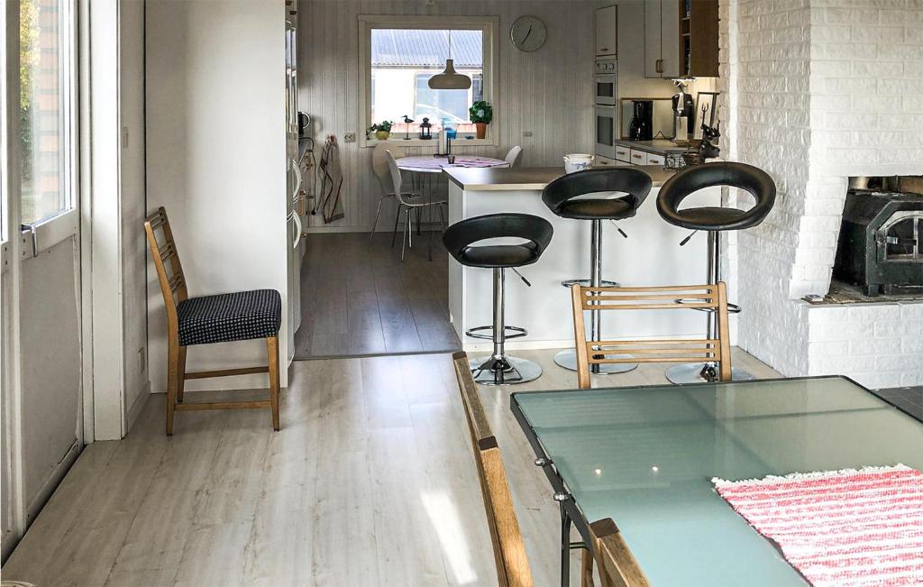 Amazing Home In Svanesund With Sauna, 3 Bedrooms And Internet photo 4
