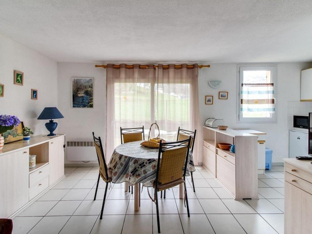 Appartement Esquièze-Sère, 2 pièces, 6 personnes - FR-1-402-28 photo 2