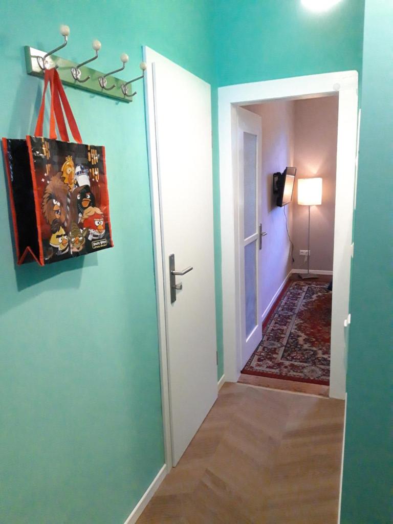 Die kleine Wohnung photo 2