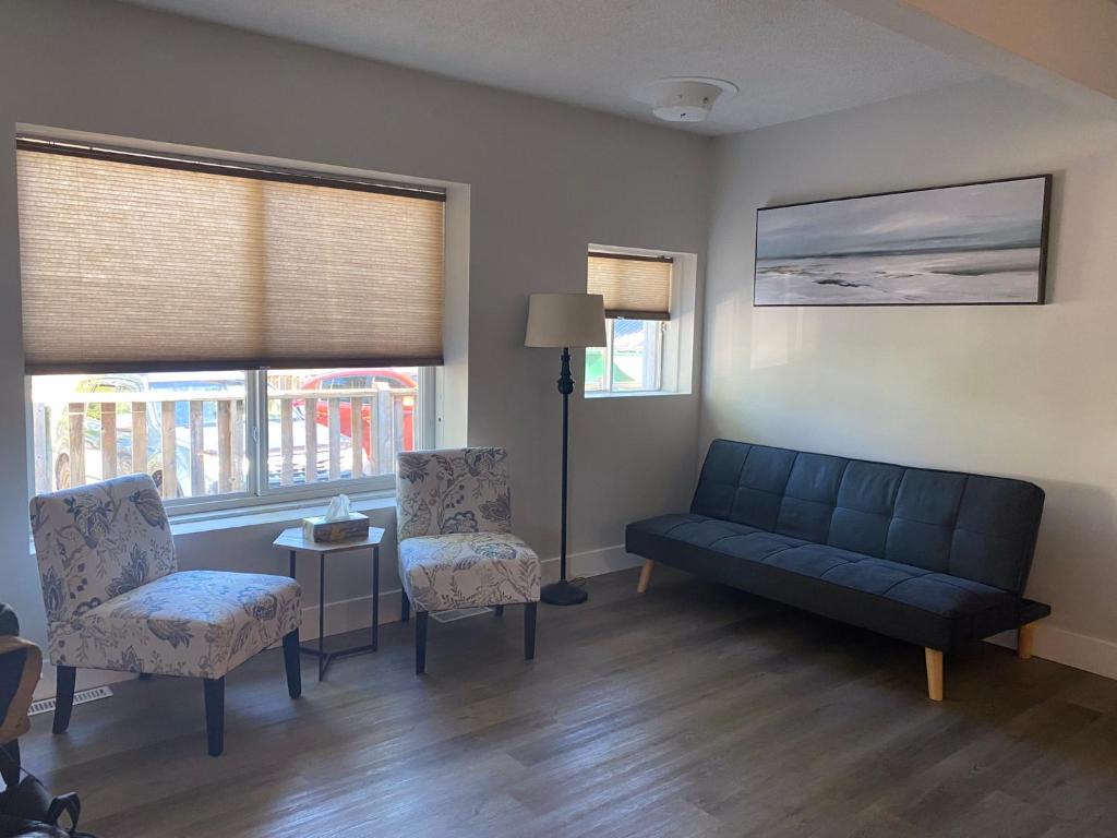 Sleeps 8! Just a 2 minute walk to Beach 1 photo 1