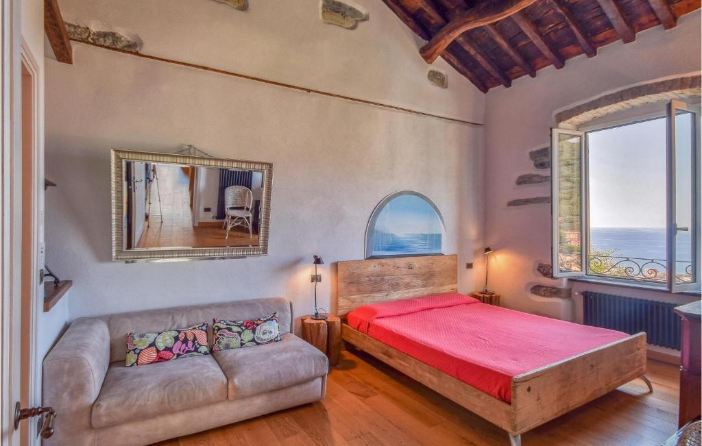 Beautiful Home In Recco With Wifi, 6 Bedrooms And Swimming Pool photo 3