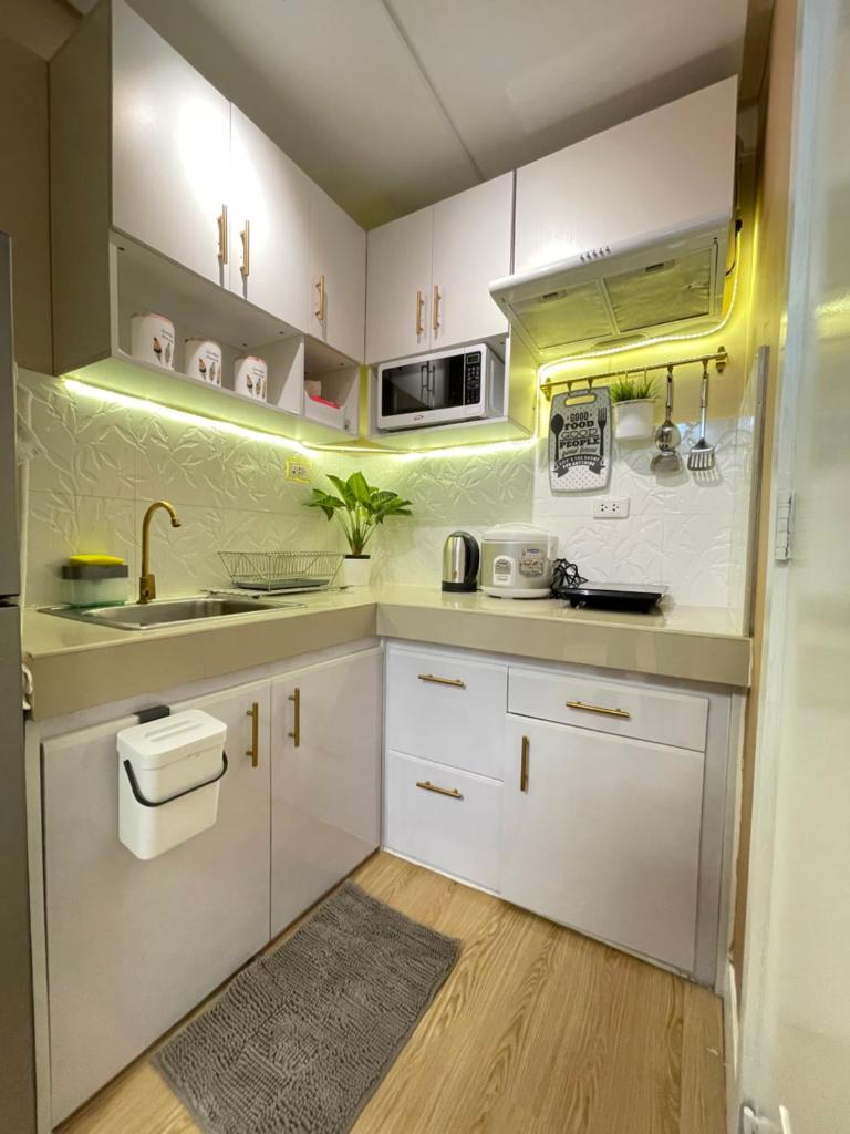 SMDC Trees Residences Tower 1 - 2BR Newly Renovated Staycation photo 3