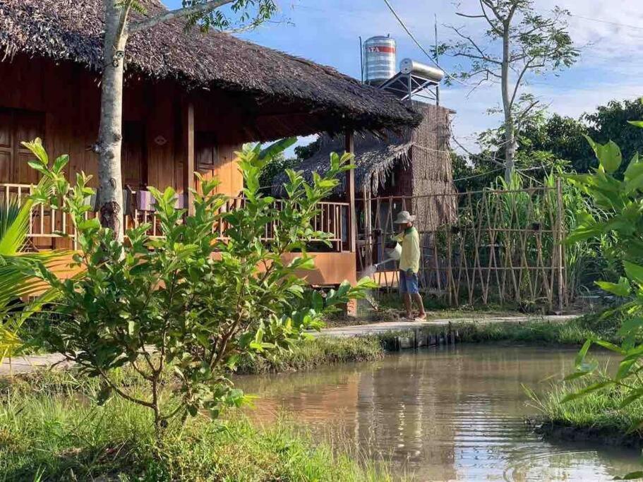 Mekong Cozy Travel Breakfast DinnerTwoBoatTours Included for 2nights photo 2
