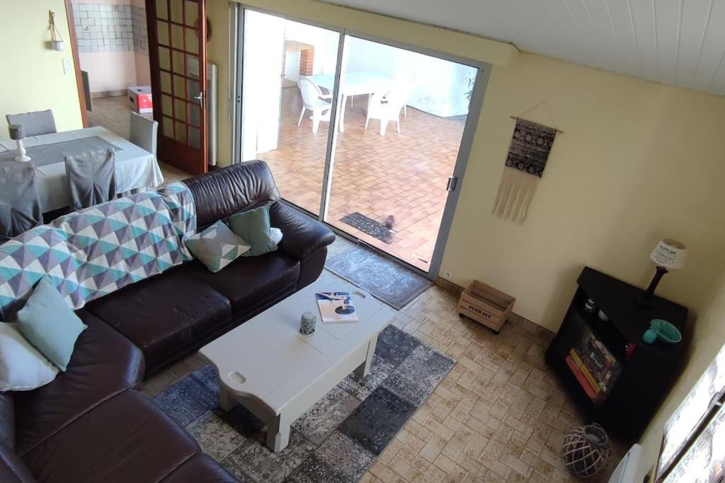 Villa maraichine rénovée, grand jardin et wifi, entre Plage et Marché photo 4
