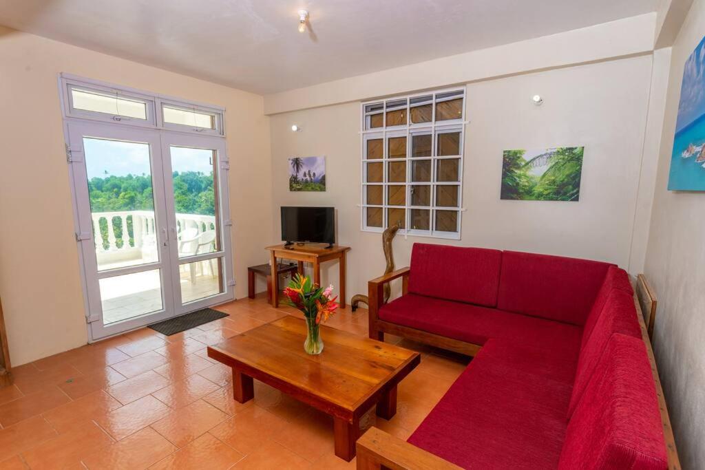 Oceanfront 3-bedroom villa with spectacular view! photo 3