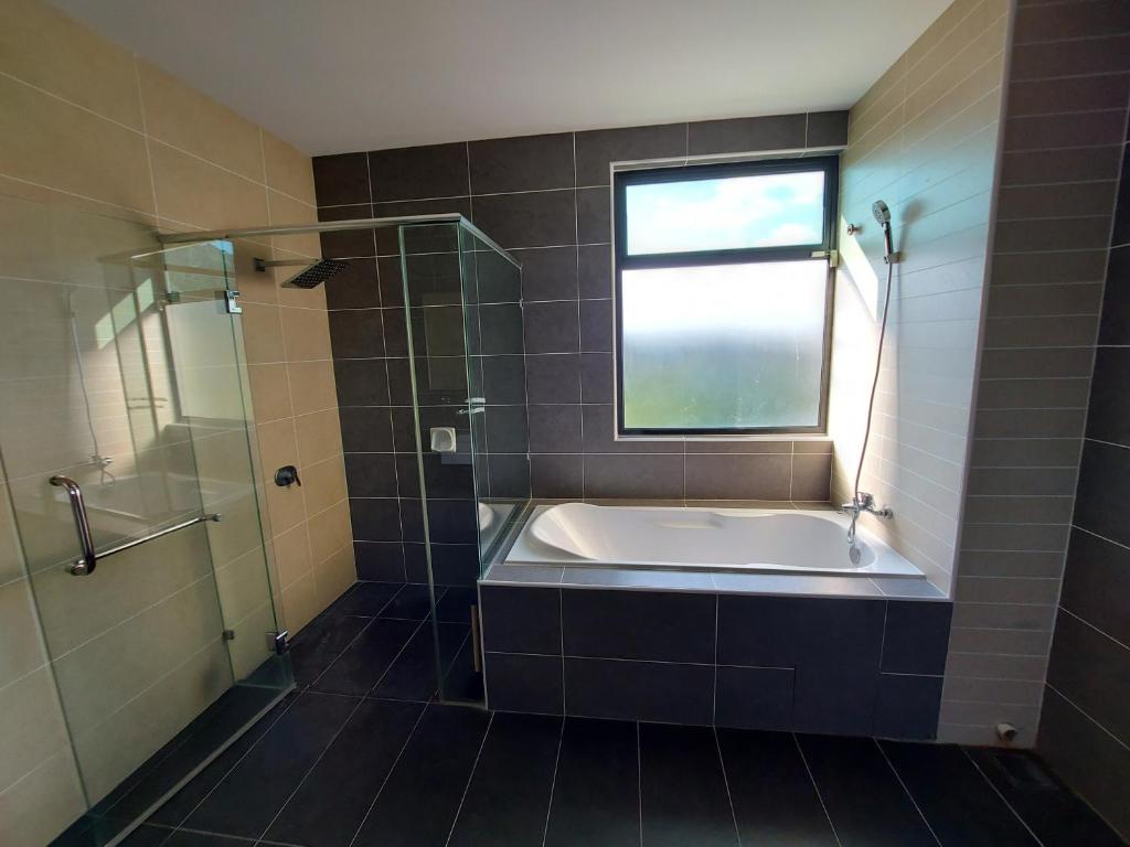 ●STG12●3-Storey●Private House●2step Access Garden● photo 2
