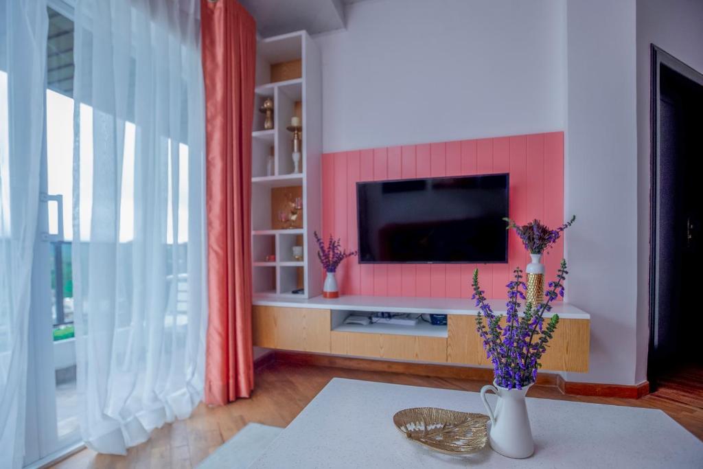 The Breeze Luxury Apartment photo 3